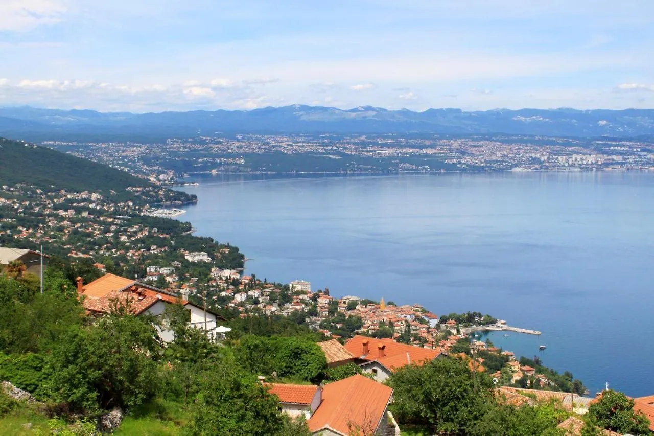 Apartments With A Swimming Pool Lovran, Opatija - 7694 Croatia