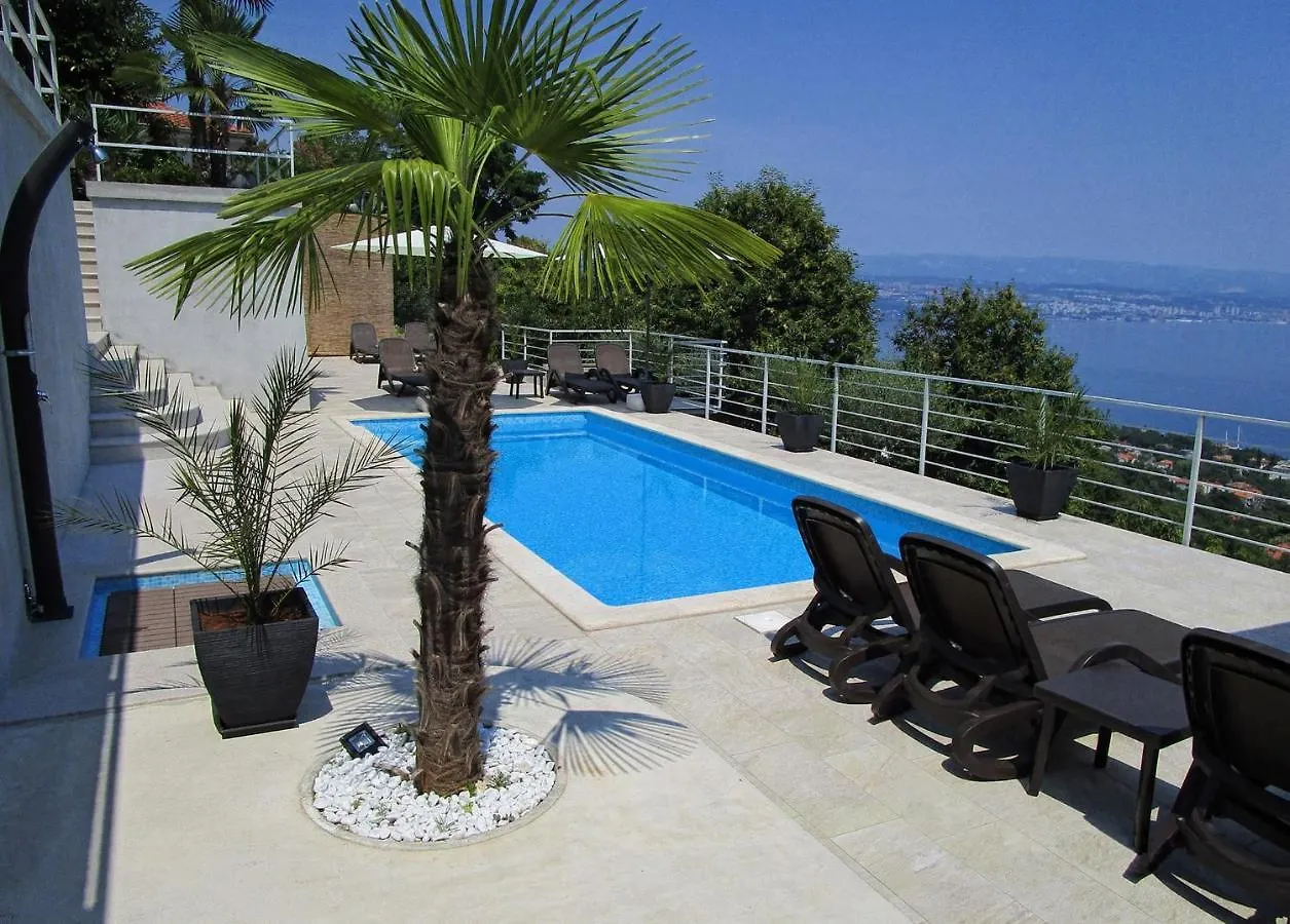 Apartments With A Swimming Pool Lovran, Opatija - 7694 0*, Lovran