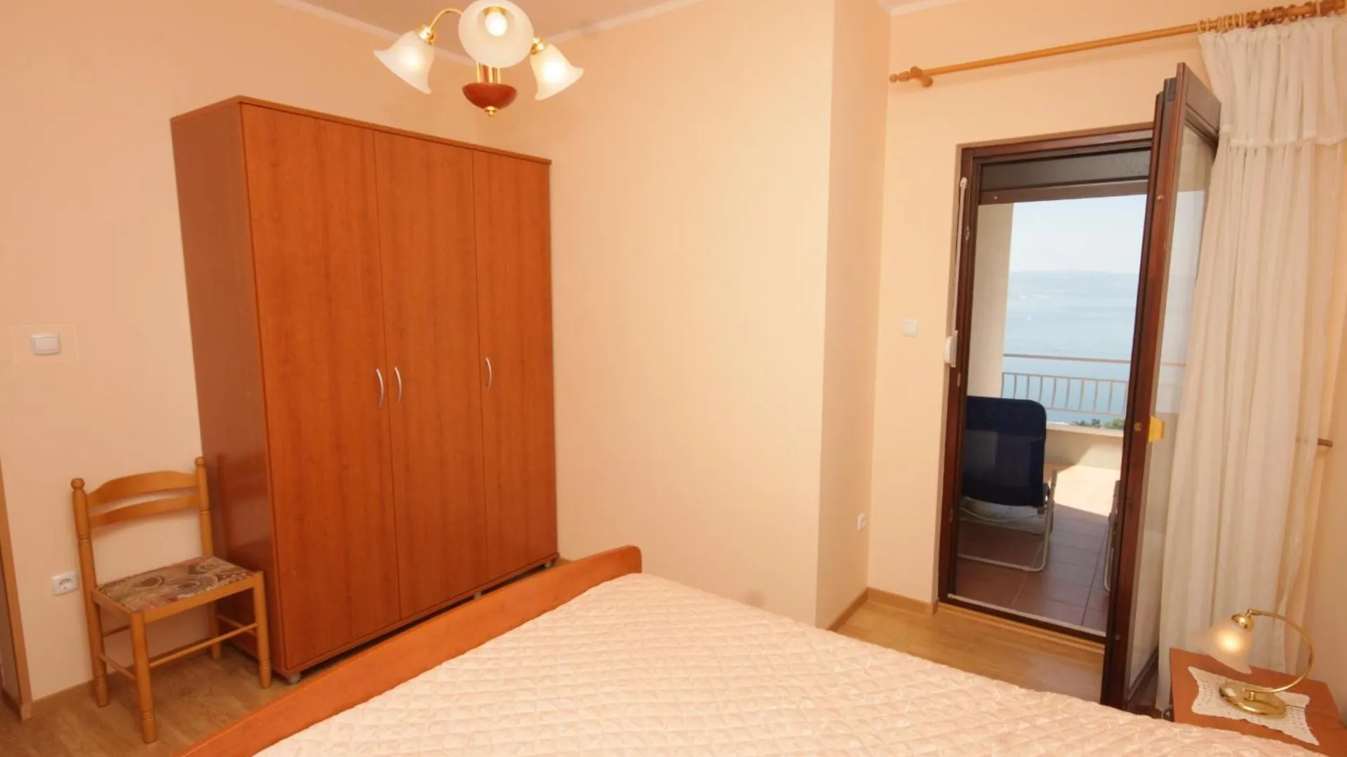 Apartments With A Swimming Pool Lovran, Opatija - 7694 Croatia